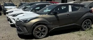 New Toyota C-HR 2022 Gray