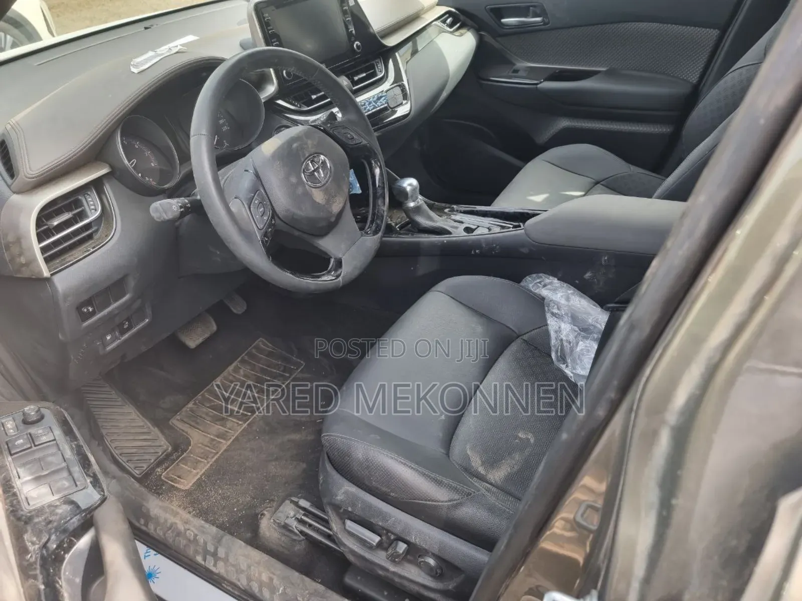 New Toyota C-HR 2022 Gray