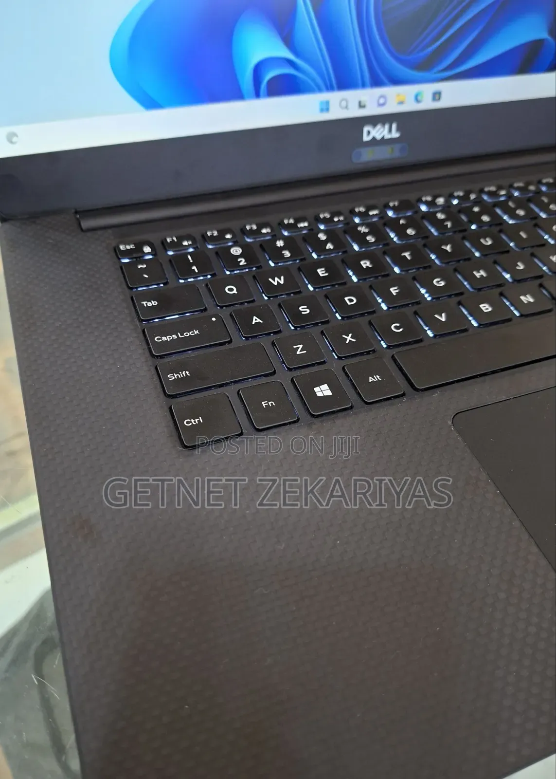 New Laptop Dell Precision 5550 16GB Intel Core I5 SSD 256GB