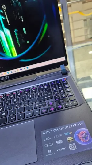 New Laptop MSI Vector GP68 HX 13V 16GB Intel Core I9 SSD 1T