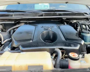 Toyota Land Cruiser Prado 2020 Ivory