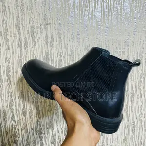 Chelsea Boots