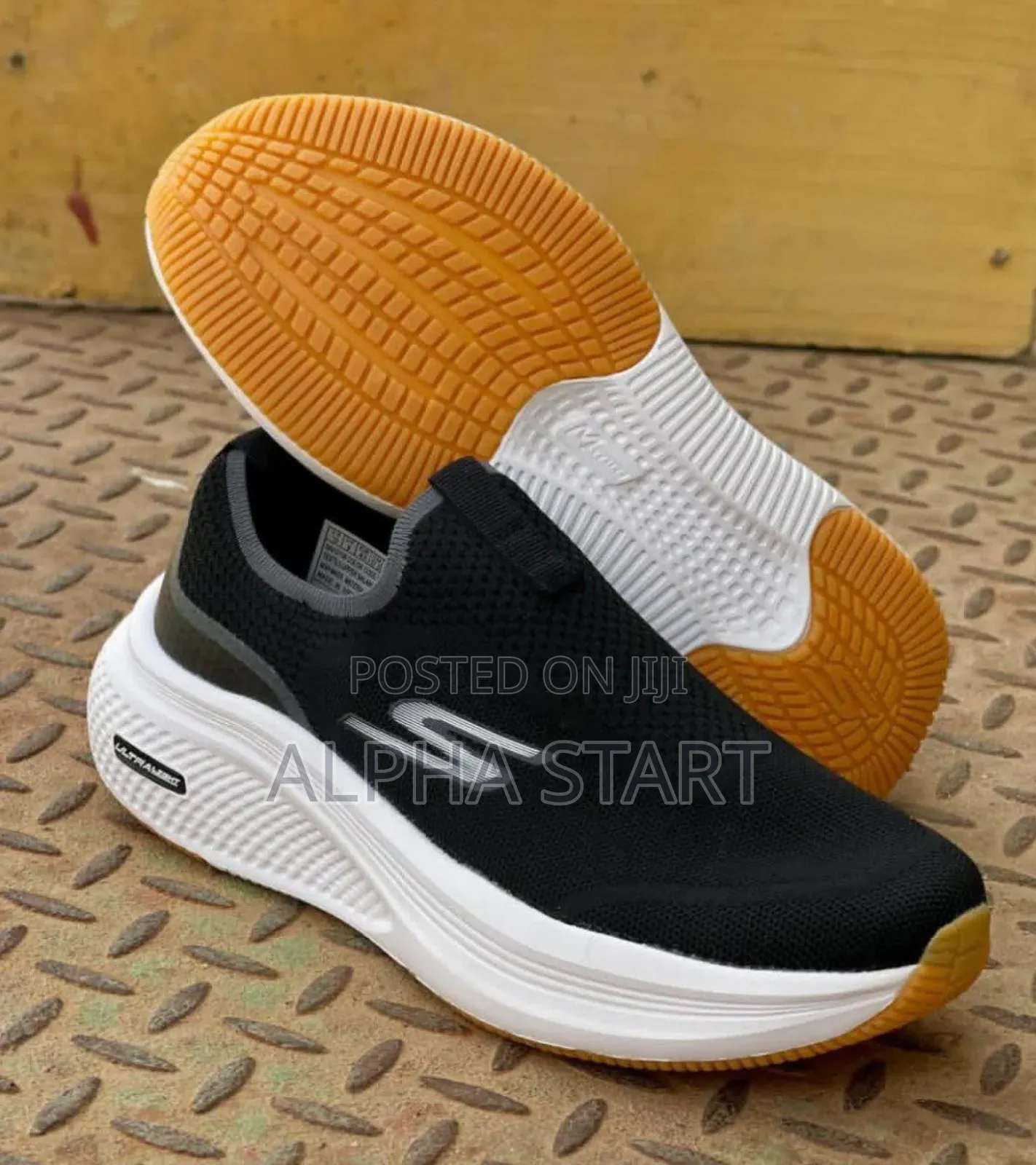 Skechers
 Master Quality Smooth Shoes for You Made in Vietnam
