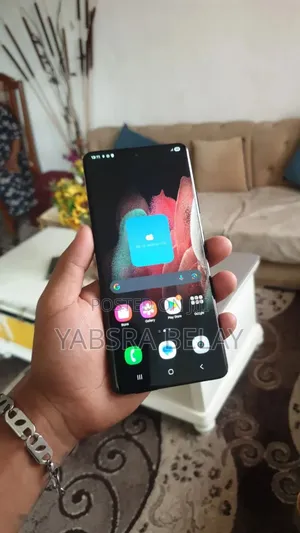 Photo - New Samsung Galaxy S21 Ultra 5G 256 GB Black