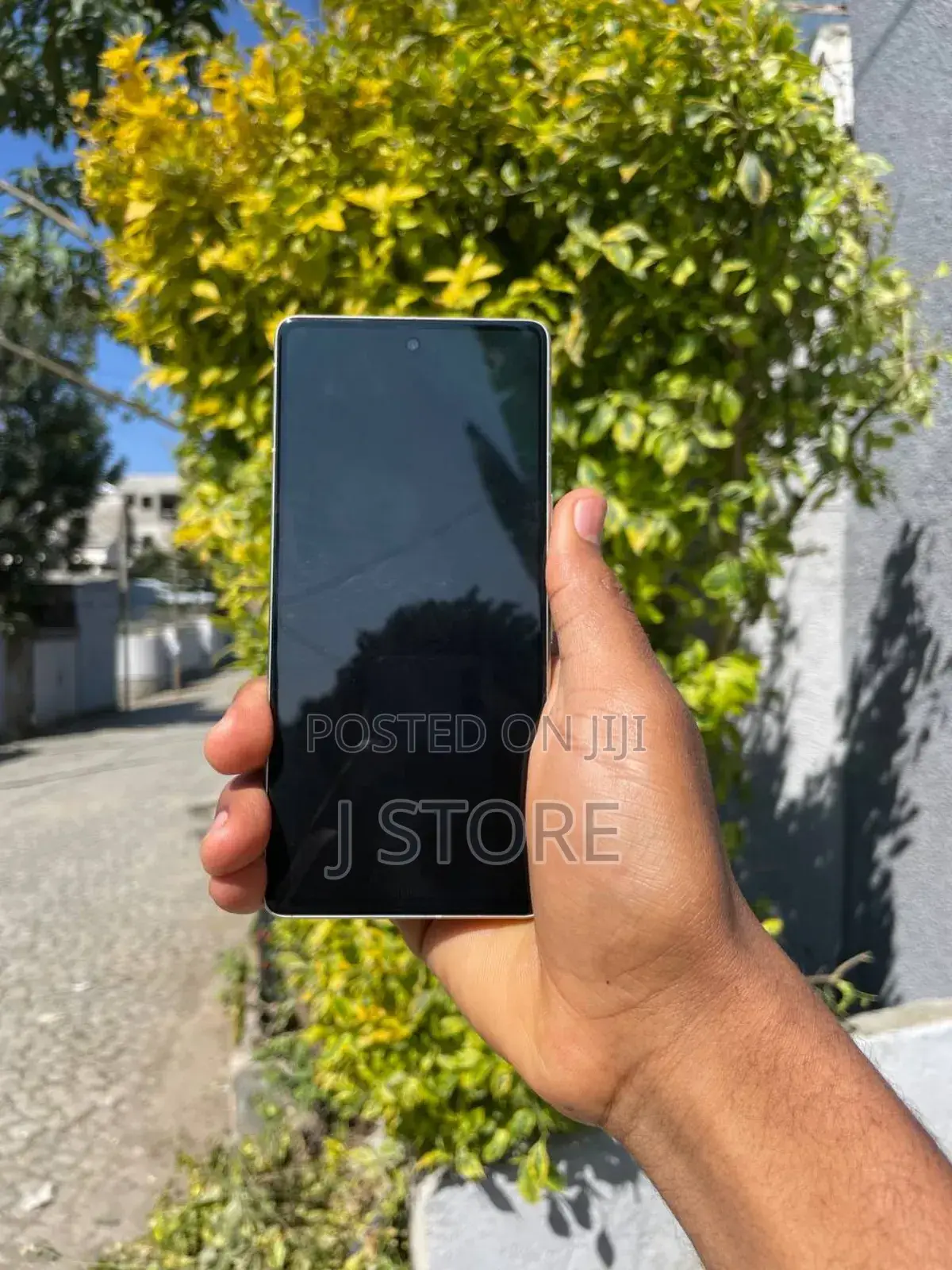 New Apple iPhone 11 128 GB Purple