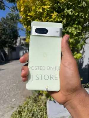 New Apple iPhone 11 128 GB Purple