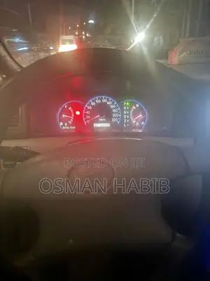 Toyota Yaris 2016 Silver