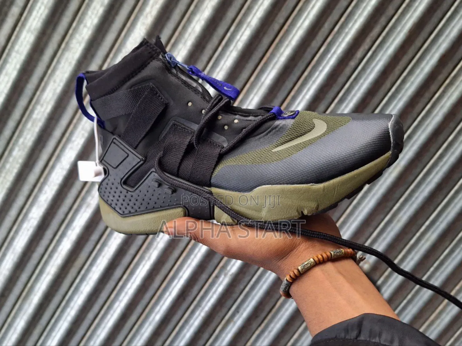 Nike Gripp Made in Vietnam Size -- 39- 44