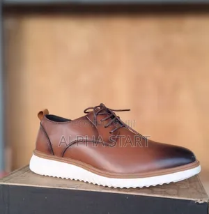  Fashion Casual Sneakers 
 Stock Product 
 Size -- 39- 44