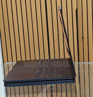 Photo - New Laptop Apple MacBook Air 16GB Apple M4 SSD 256GB