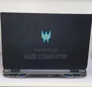 New Laptop Acer Predator Helios 300 16GB Intel Core I9 SSD 512GB