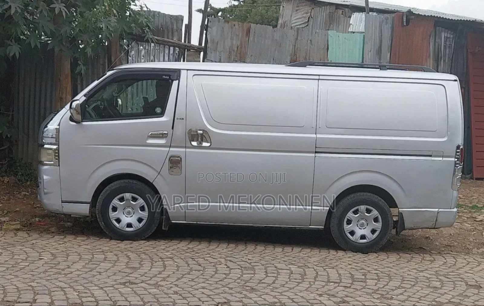 Toyota HiAce 2006 Silver
