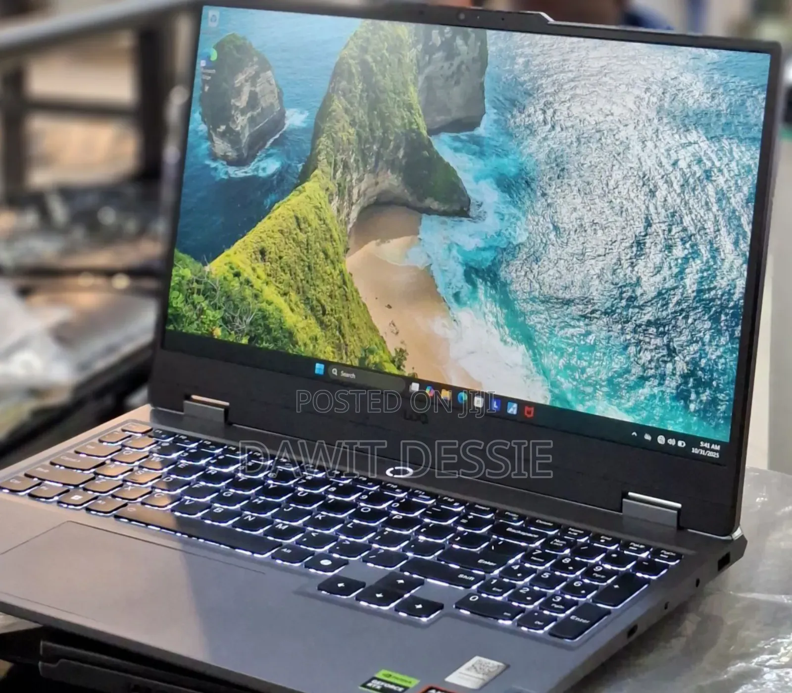 New Laptop Lenovo 16GB AMD Ryzen 7 SSD 1T