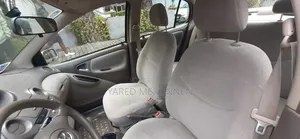 Toyota Platz 2005 Silver