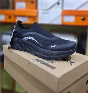  Gopu Comfort Skechers 
 Made in Vietnam
