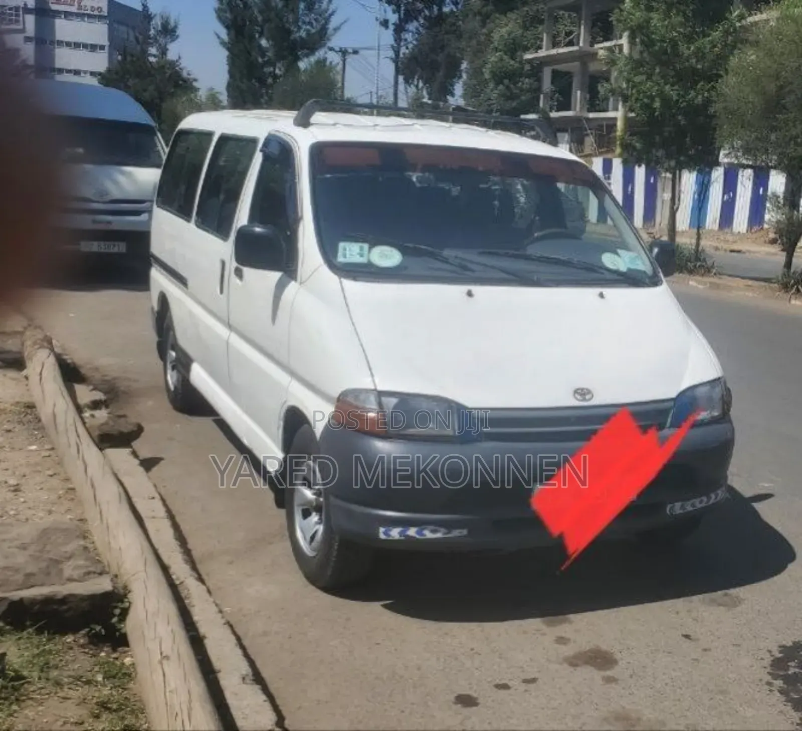 Toyota HiAce 2006 White