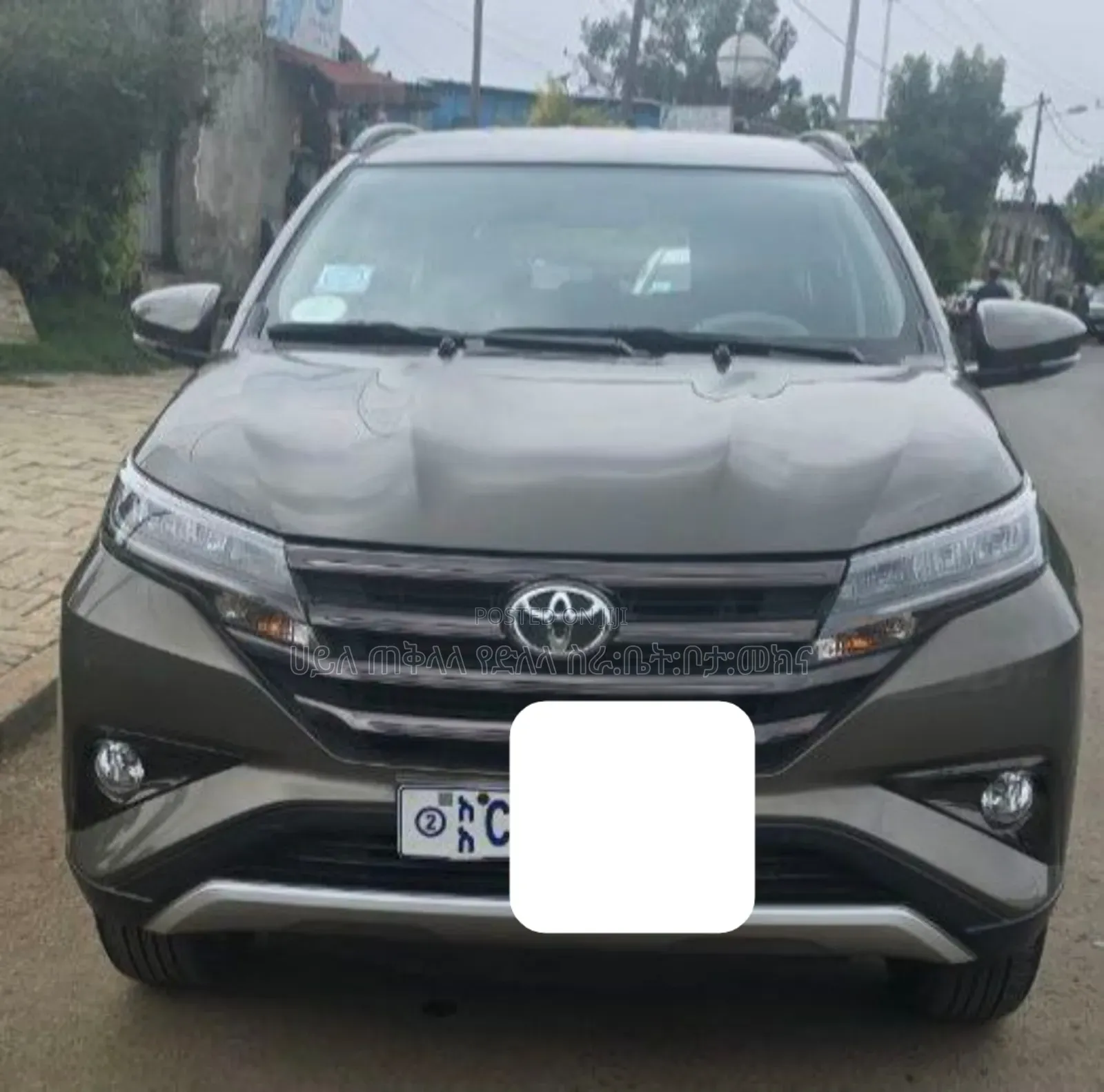 Toyota Rush 2022 Maroon