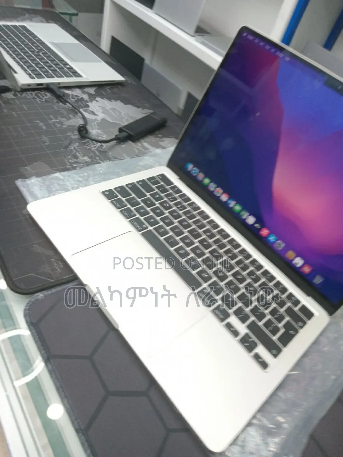 New Laptop Apple MacBook Air 2022 M2 8GB Apple M2 SSD 512GB