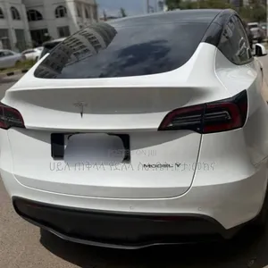 Tesla Model Y 2023 Ivory
