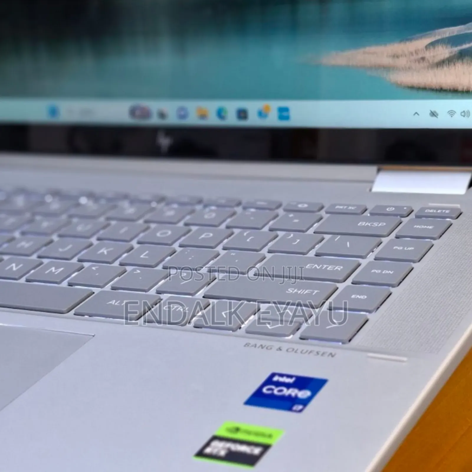 New Laptop HP Envy X360 16GB Intel Core I7 SSD 1T