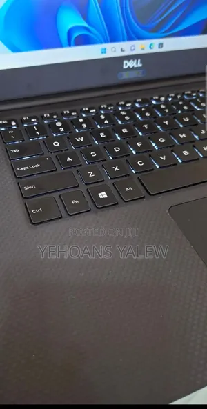 New Laptop Dell Precision 5540 16GB Intel Core I5 SSD 256GB