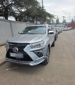 Toyota Hilux Revo Double Cab Deisel 2.4 AWD 2019
