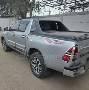 Photo - Toyota Hilux Revo Double Cab Deisel 2.4 AWD 2019
