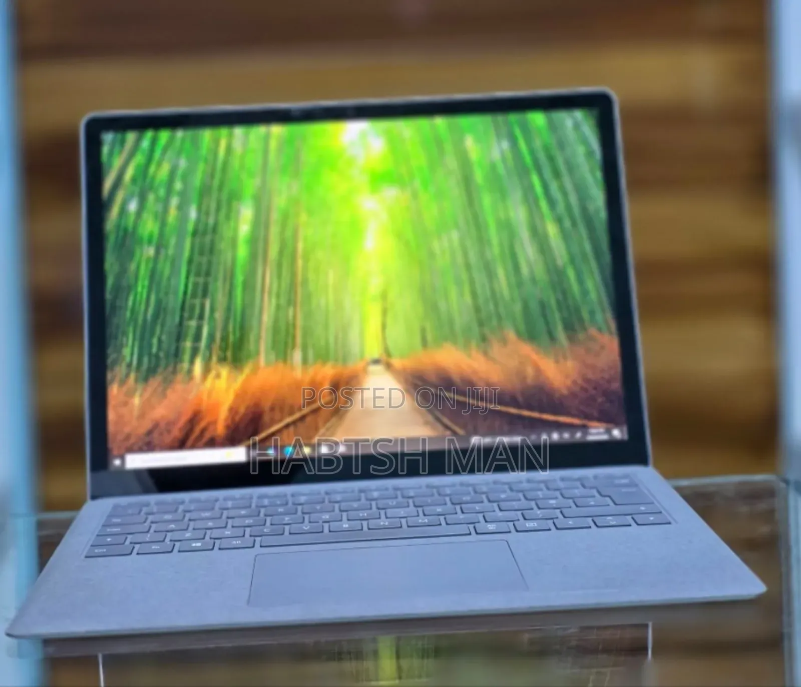 New Laptop Microsoft Surface 8GB Intel Core I5 SSD 512GB