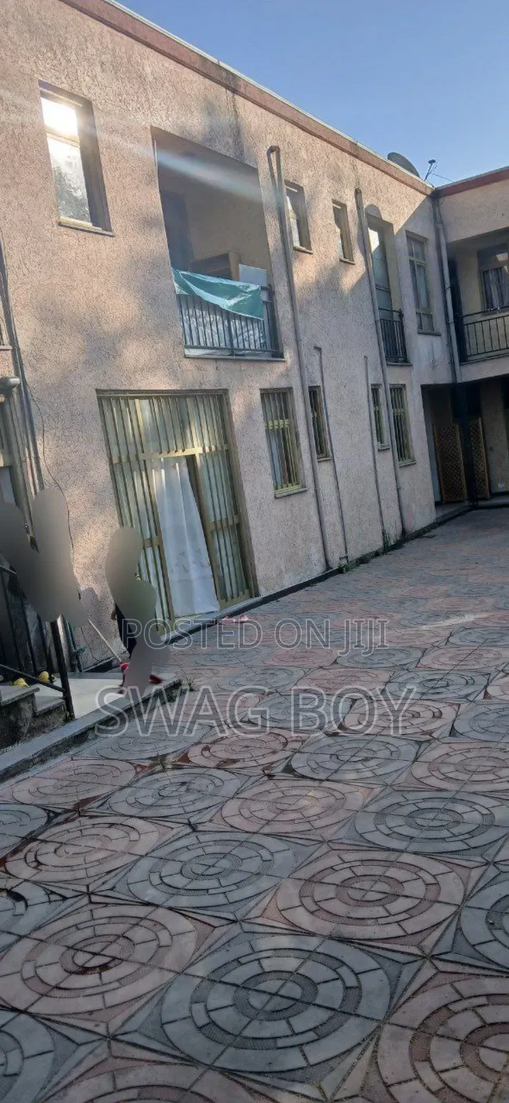 Furnished 5bdrm House in L, Yeka for sale