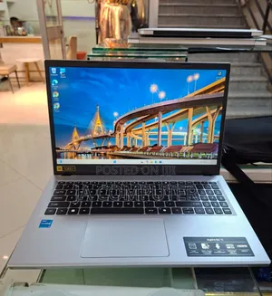 New Laptop Acer Aspire 5 8GB Intel Core I3 SSD 256GB