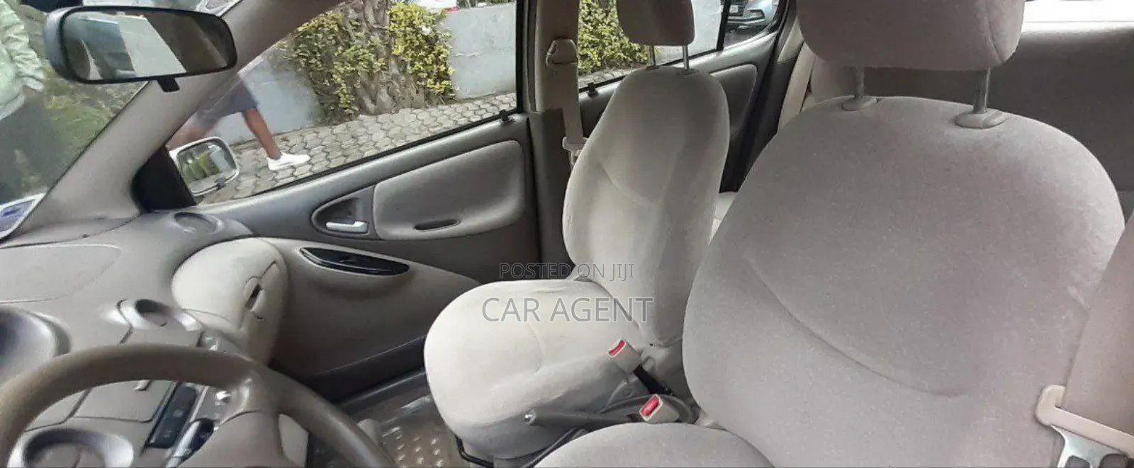 Toyota Platz 2005 Silver