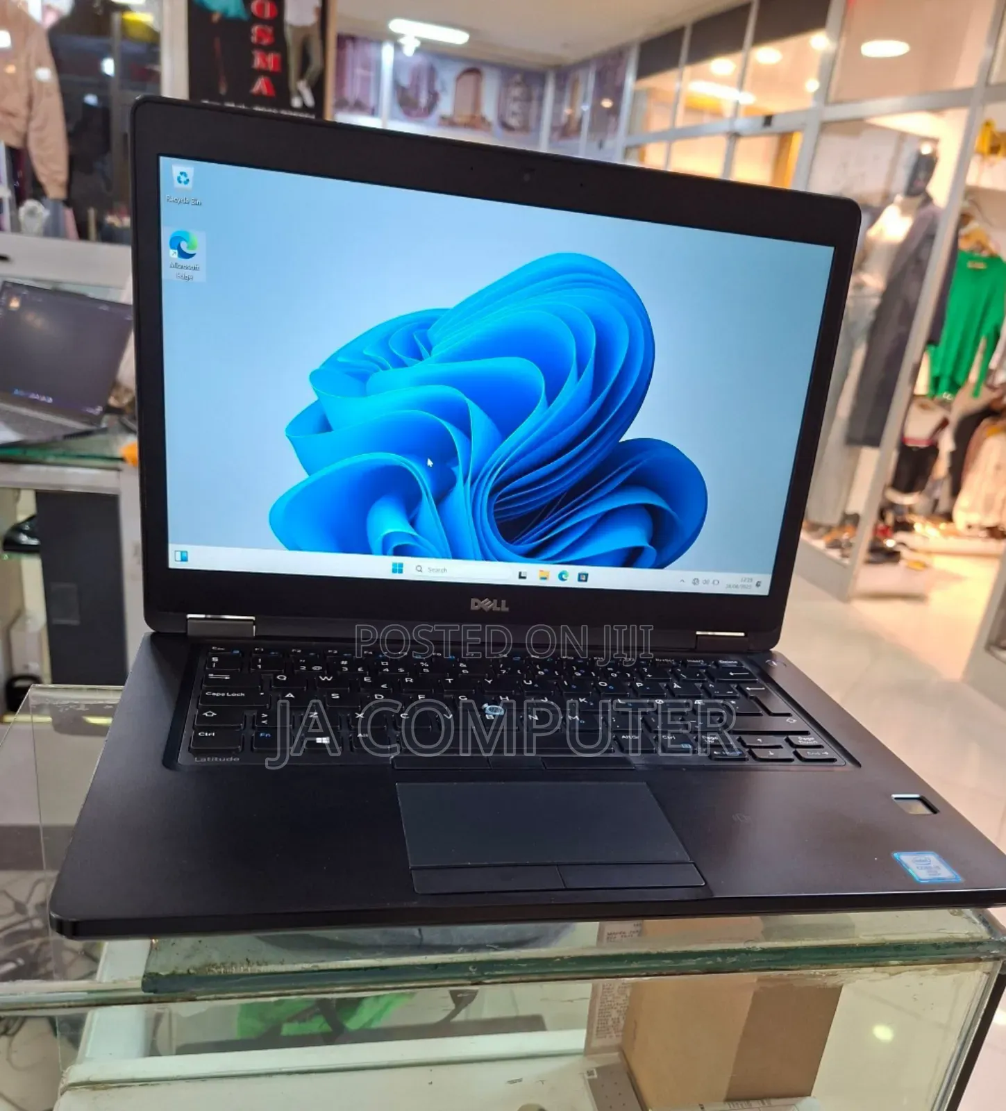 New Laptop Dell Latitude 5480 8GB Intel Core I5 SSD 256GB