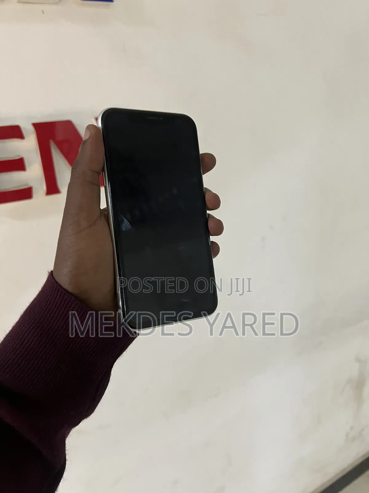 New Apple iPhone XR 64 GB White