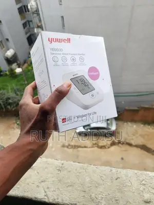 Photo - Yuwell Model Ye660d Blood Pressure Monitor協助brand New Digital Bp