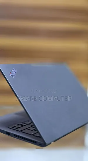 Photo - New Laptop Lenovo ThinkPad T14 32GB Intel Core I7 SSD 512GB