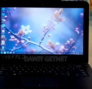 Photo - New Laptop Dell Latitude 3380 8GB Intel Core I5 SSD 256GB