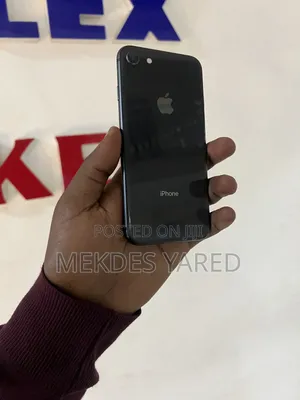 Photo - New Apple iPhone 8 64 GB Black