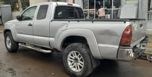 Toyota Tacoma 2007 Silver
