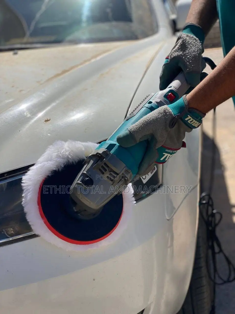 Total Angle Polisher 1400w