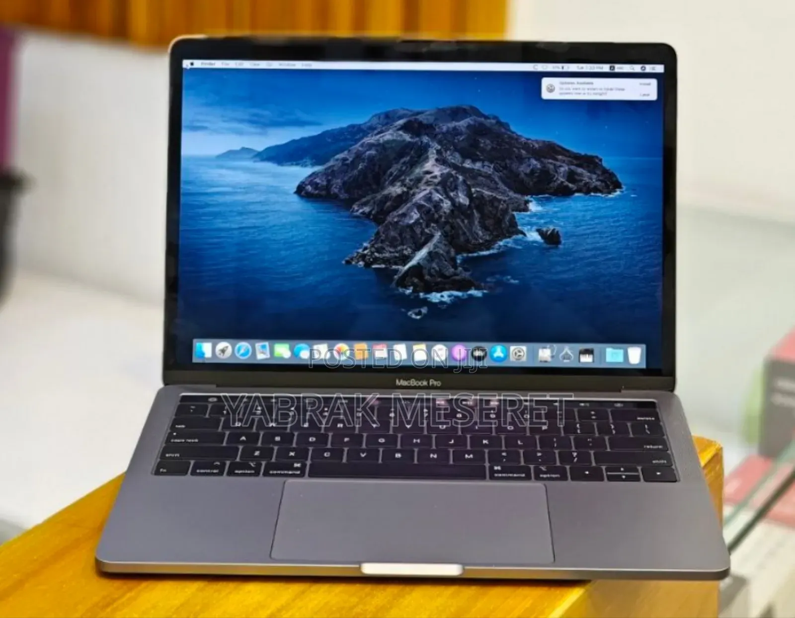 New Laptop Apple MacBook Pro 2019 16GB Intel Core I5 SSD 1T