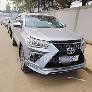 Toyota Hilux 2019 Silver