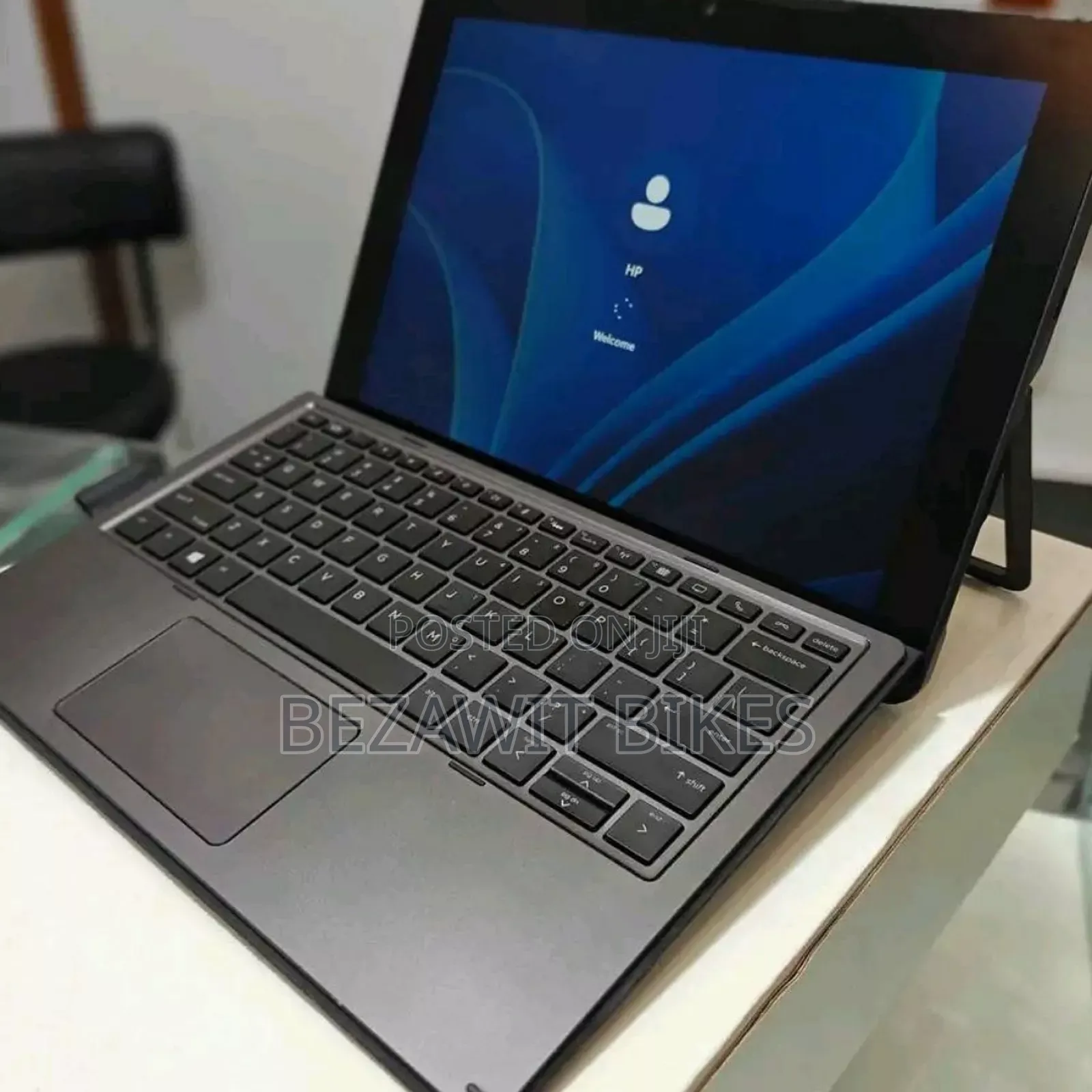 New Laptop HP X2 8GB Intel Core I5 SSD 256GB