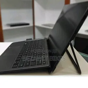 New Laptop HP X2 8GB Intel Core I5 SSD 256GB