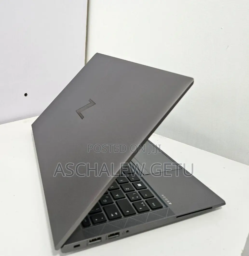 New Laptop HP ZBook 14 16GB Intel Core I7 SSD 1T