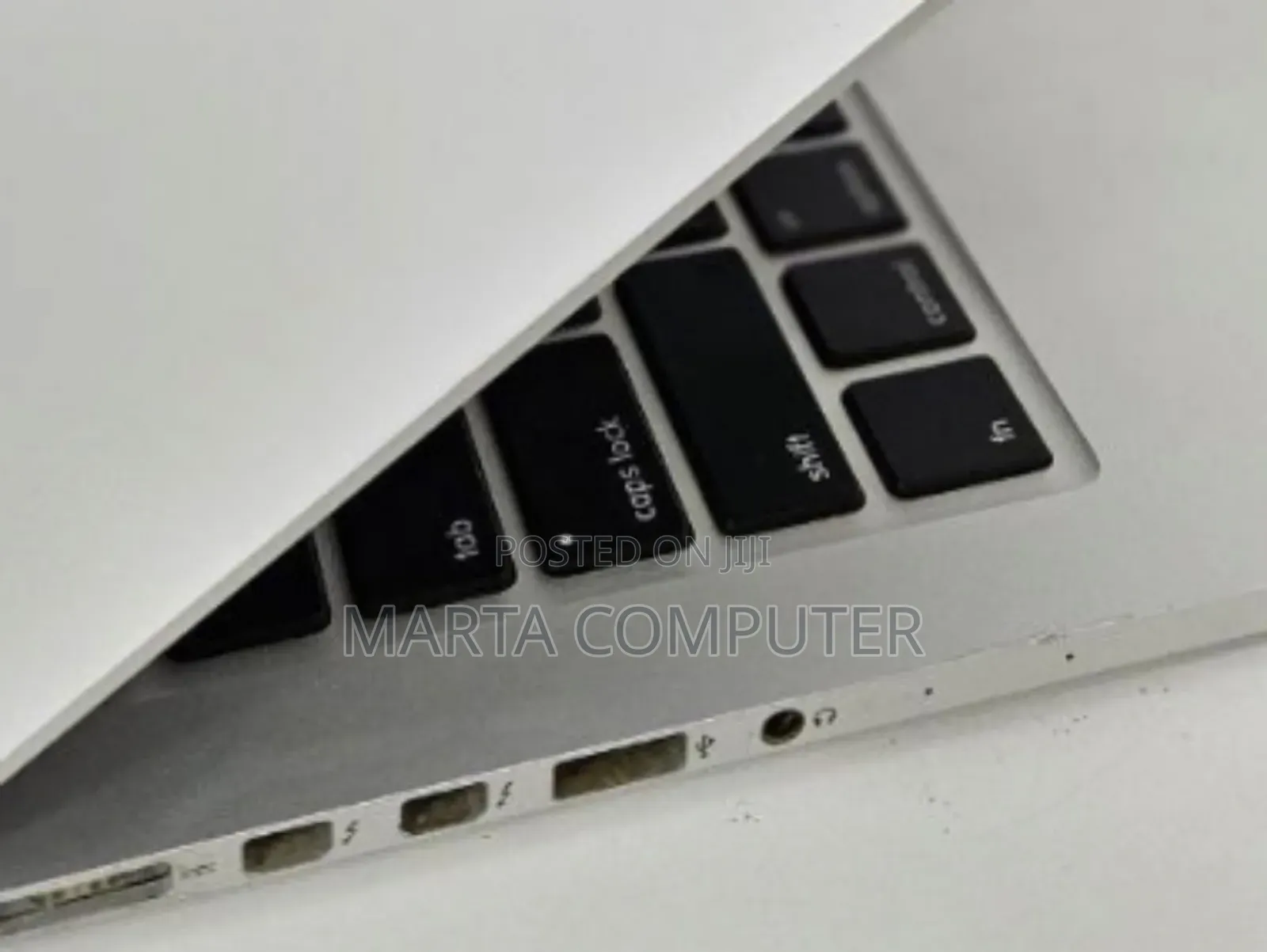 New Laptop Apple MacBook Pro 2014 8GB Intel Core I5 SSD 128GB