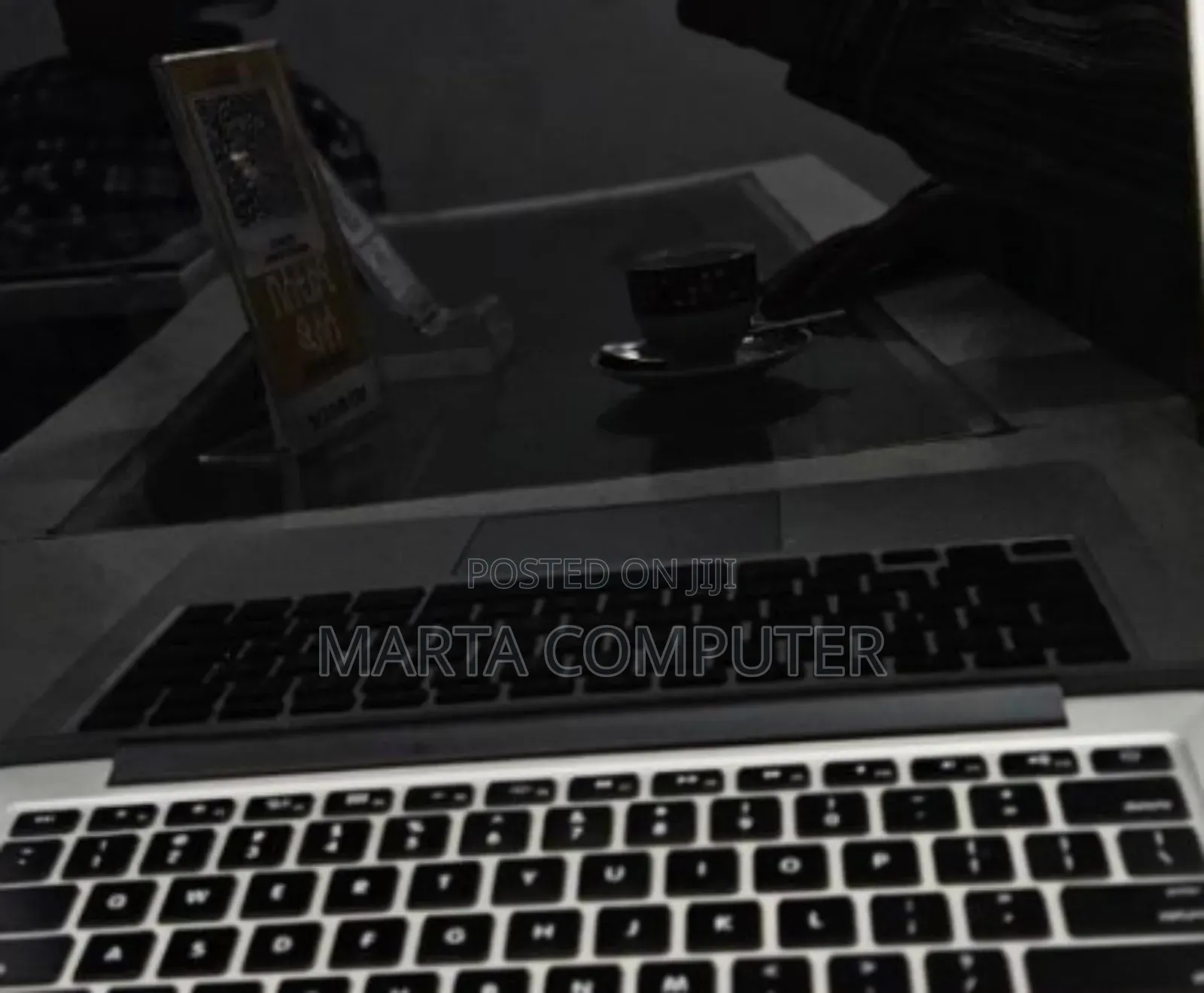 New Laptop Apple MacBook Pro 2014 8GB Intel Core I5 SSD 128GB