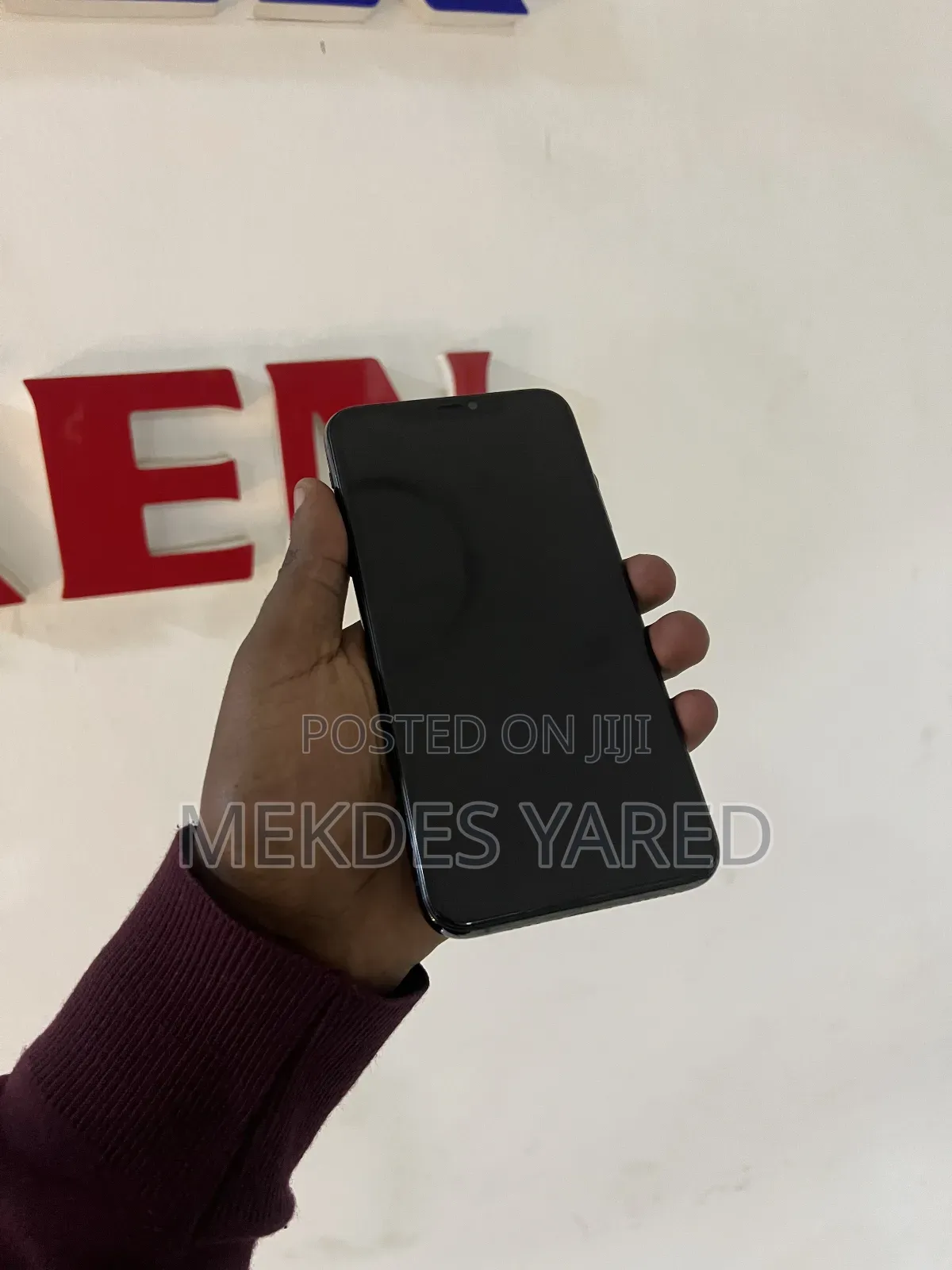 New Apple iPhone 11 Pro Max 64 GB Gray