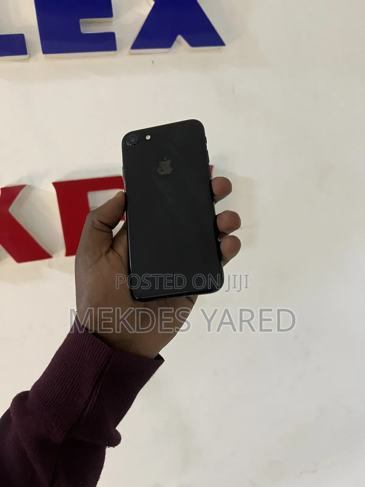 New Apple iPhone 8 64 GB Black