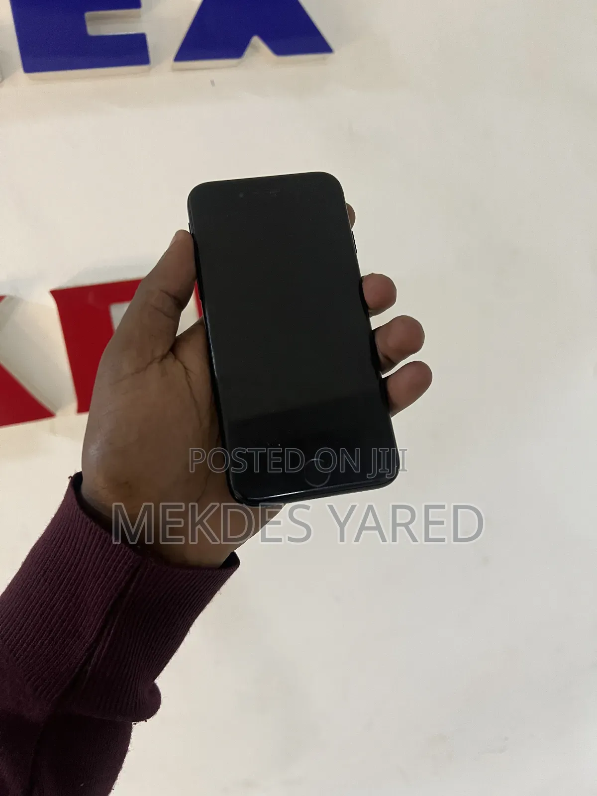 New Apple iPhone 8 64 GB Black