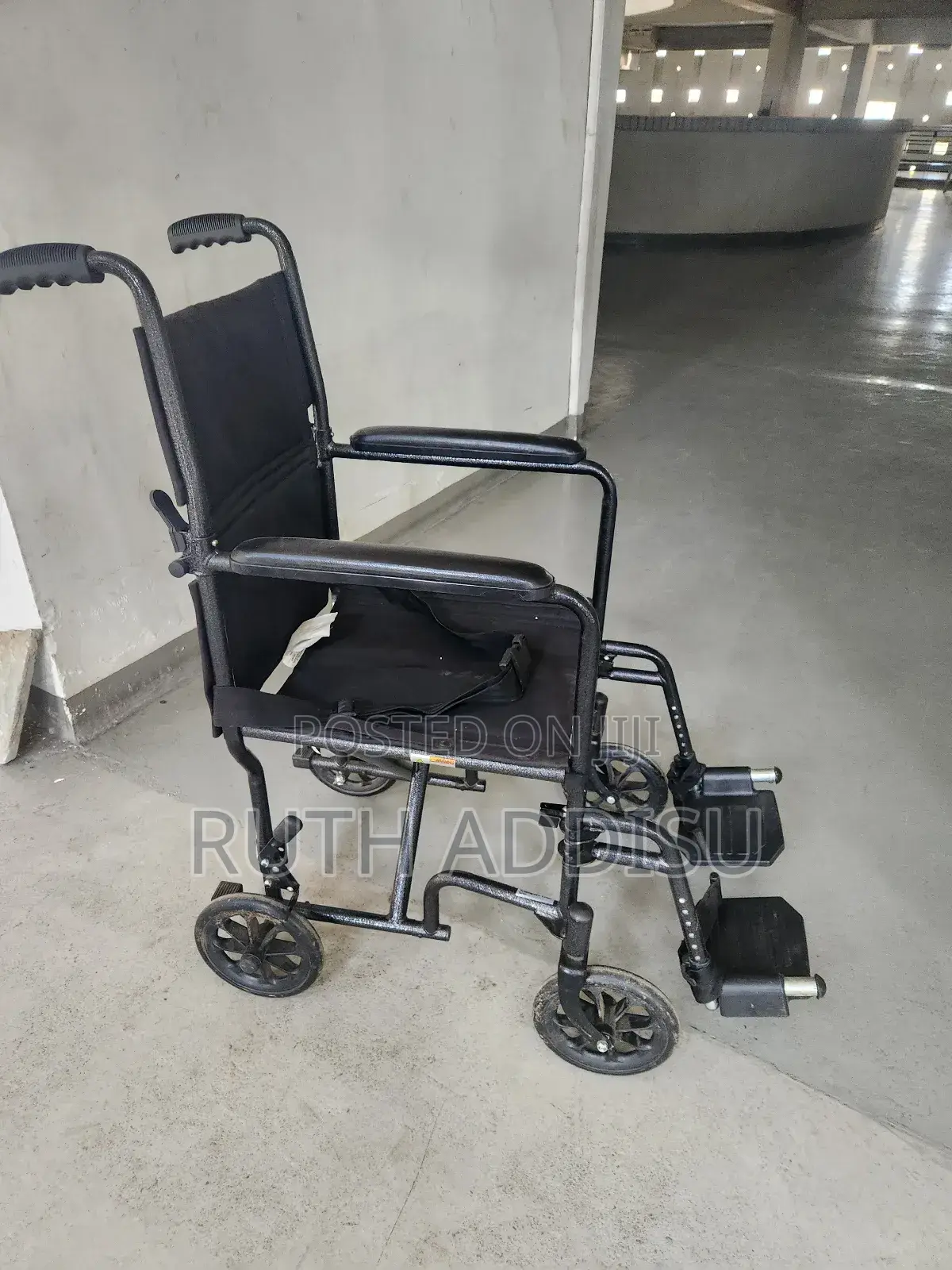 Foldable Medical Wheelchair者或wheelchair老闆wheelchair Wheels Wheelchair